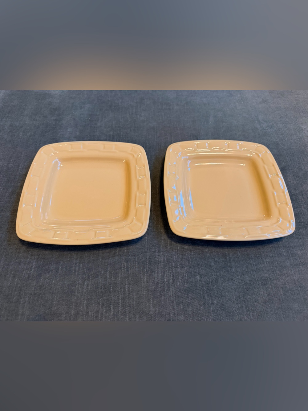 2 Butternut Yellow Longaberger Small 7” Plates EUC